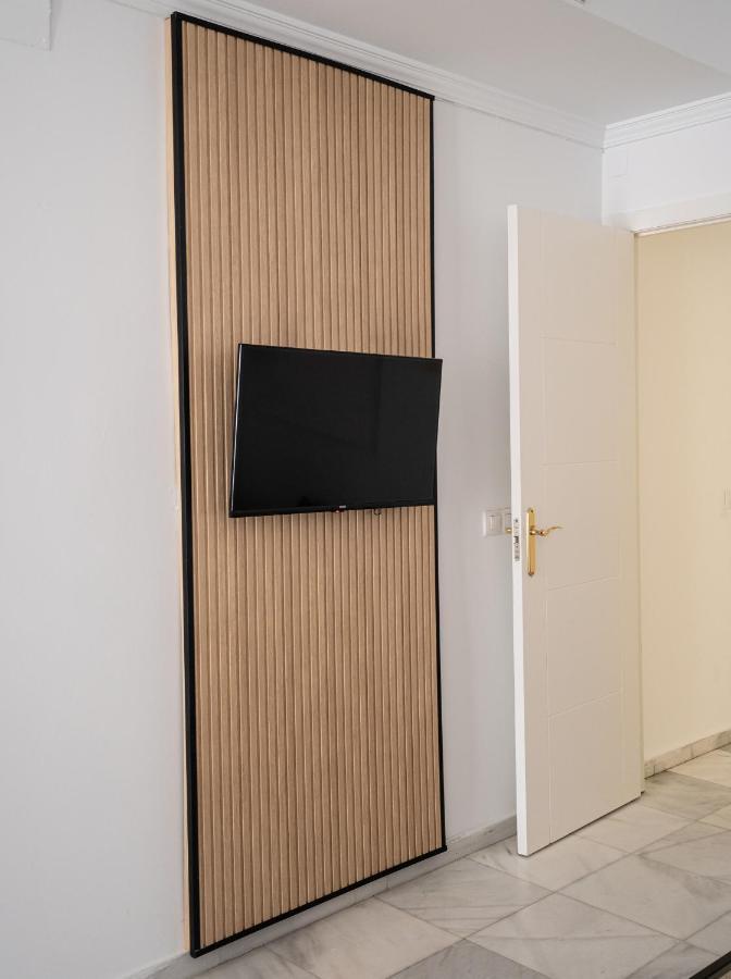Stay U-Nique Apartments Plaza Constitucion มาลากา ภายนอก รูปภาพ
