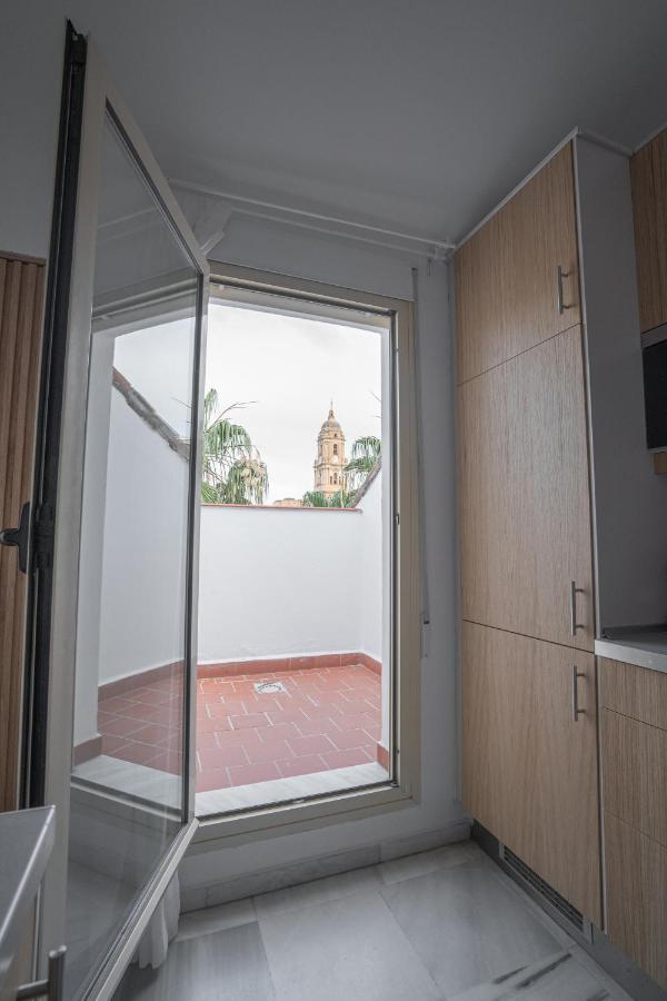 Stay U-Nique Apartments Plaza Constitucion มาลากา ภายนอก รูปภาพ